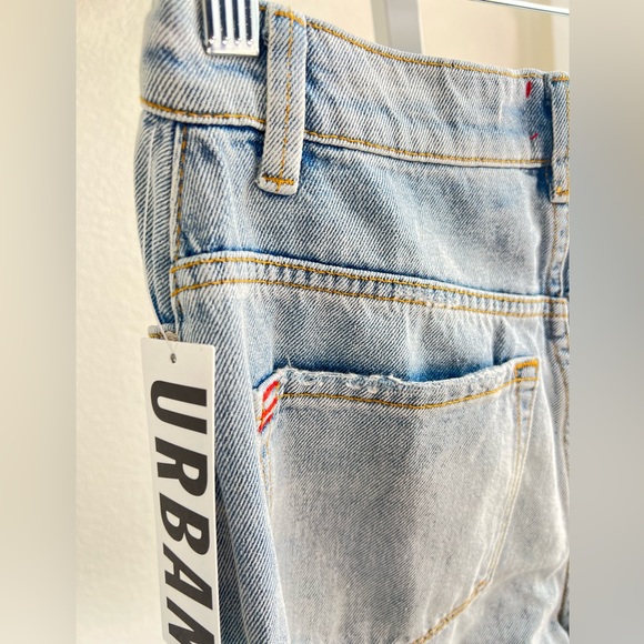 BDG Mom high-rise distressed jeans jeans. Size 25. Retails $69 NWT. - Picture 6 of 17